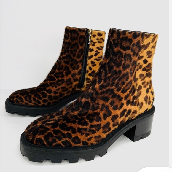 Jimmy Choo Mava Leopard Print Real Fur Moto Biker Lug Ankle Boots - Picture 5 of 7